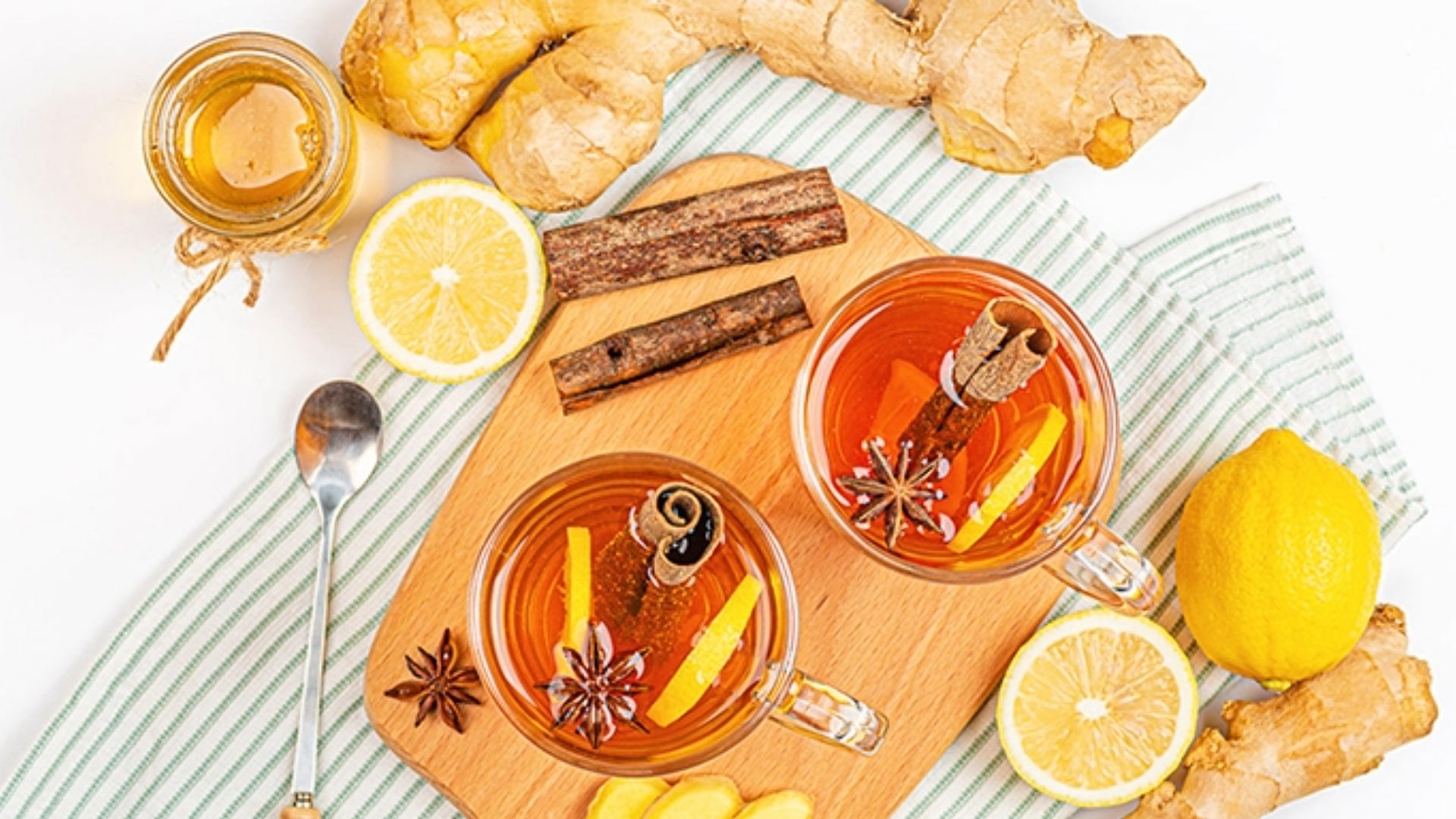 Anti-inflammatory Lemon Cinnamon and Ginger Tea